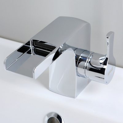 Berkel 4869 Kаскадный смеситель для умывальника WasserKRAFT (4869)