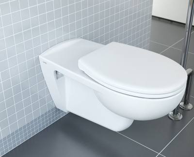 Conforma подвесной безободковый унитаз Vitra с Сиденье Vitraм для людей с ограниченными возможностями (5810B003-6234)