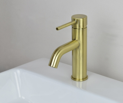 Смеситель на раковину SCANDI бронза (1451BR)