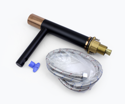 Смеситель низкий AVANTGARDE черный/ розовое золото (2010MH)