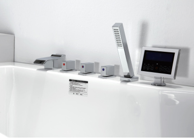 Акриловая ванна Gemy (G9066 II O L)