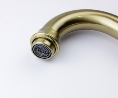 Смеситель TIFFANY для раковины бронза (1901BR)