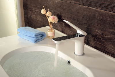 Смеситель Lemark Allegro для раковины (LM5906CW) Смеситель Lemark Allegro для раковины (LM5906CW)