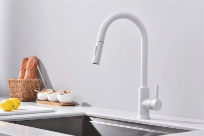 Смеситель AVIVACOM с выдвижным изливом (Белый) (W4326)