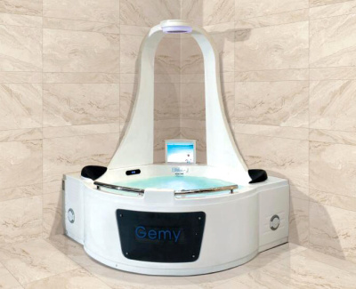 Акриловая ванна Gemy (G9070 O)