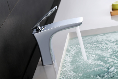 Смеситель Lemark Bellario для раковины (LM6806C)