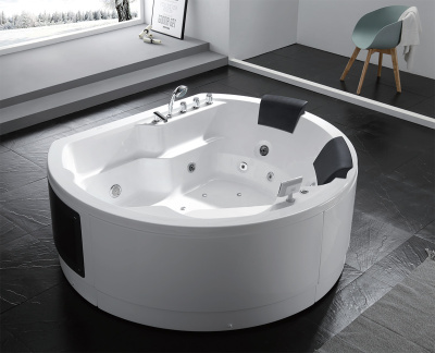 Акриловая ванна Gemy (G9063 K)