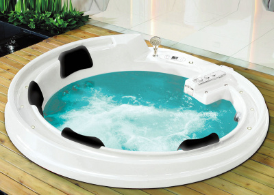 Акриловая ванна Gemy (G9090 K)