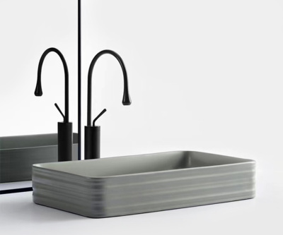 Смеситель высокий для раковины SCANDI черный (9015B)