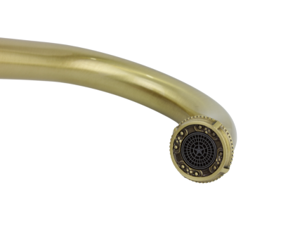 Смеситель на раковину ROYAL (21981)