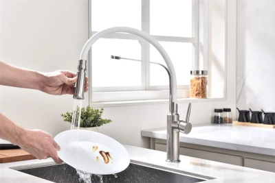 Смеситель AVIVACOM с гибким изливом (Белый) (SW4926)