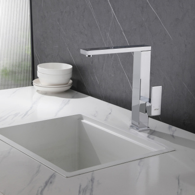 Смеситель ABBER Daheim для кухни, хром (AF8214) Смеситель ABBER Daheim для кухни, хром (AF8214)